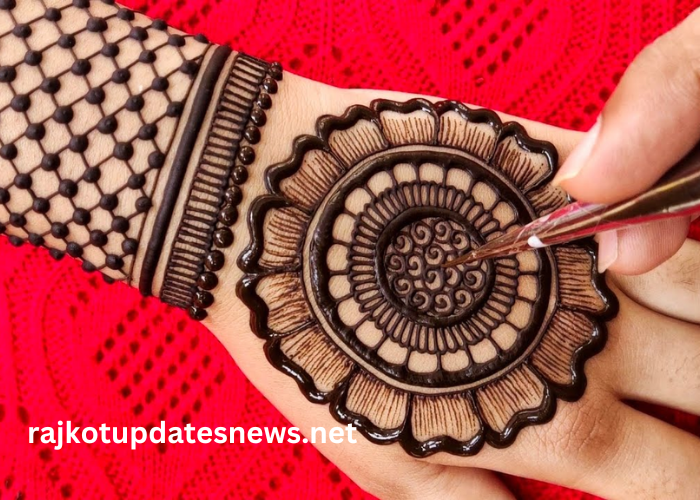 simple_Rpkmr1ctzq= Full Hand Mehndi Design